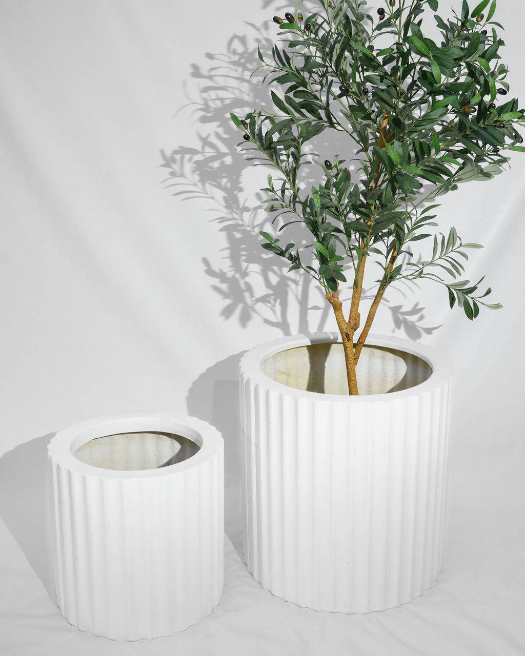 Ripple - White - Fiberglass Planter