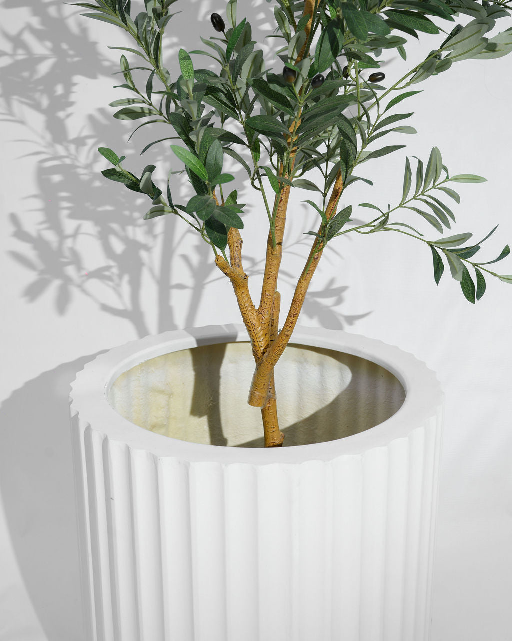 Ripple - White - Fiberglass Planter