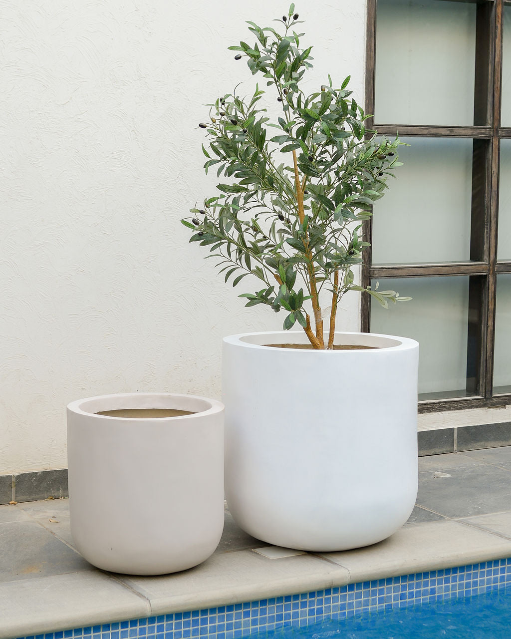 Core - White - Fiberglass Planter