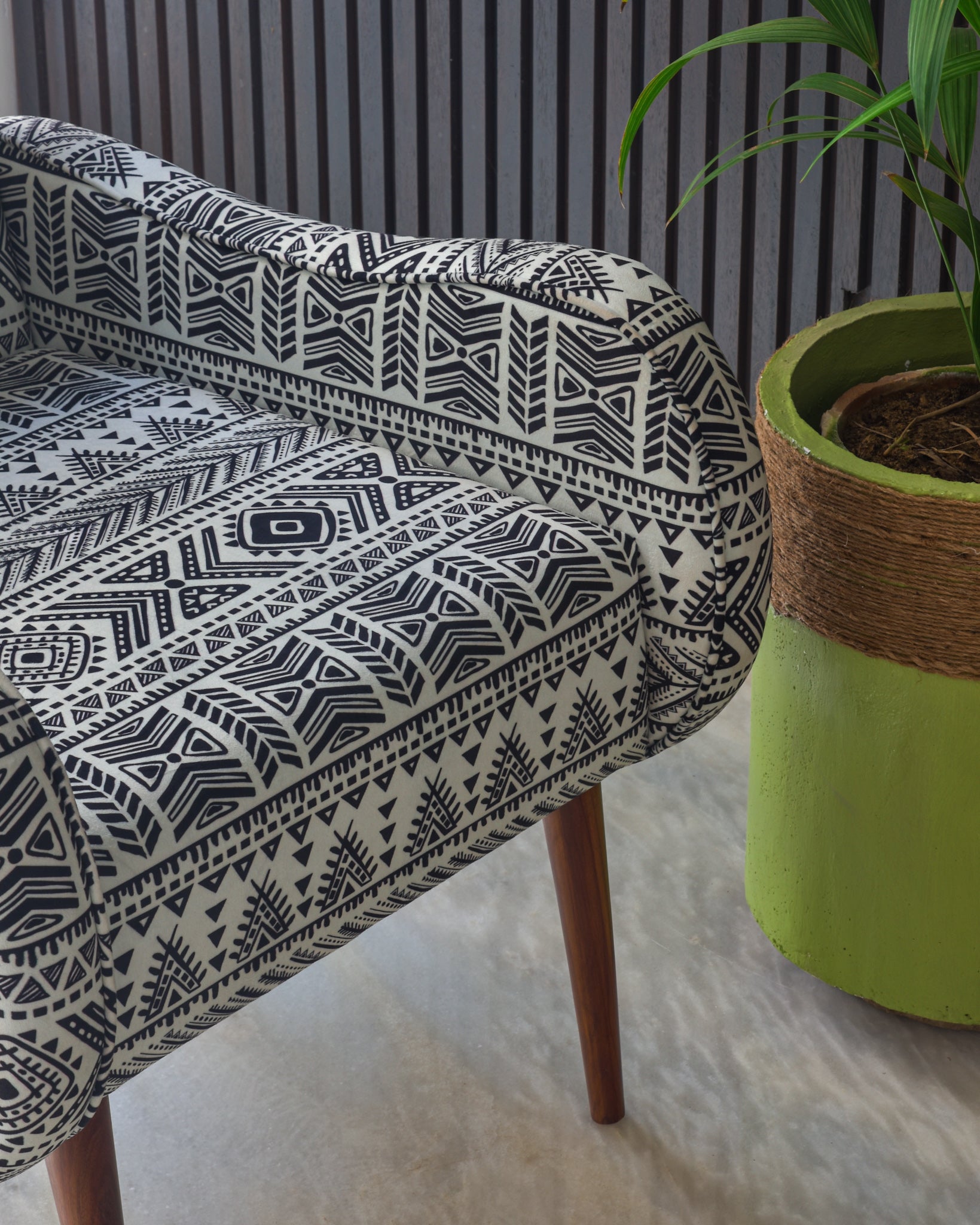 Furniture - Monochrome Fantasy
